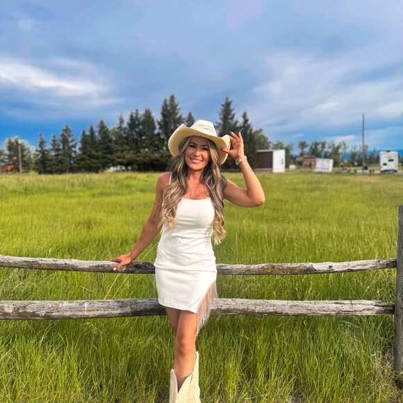 Selfie Leslie White Mini Dress with Fringe - Picture 6 of 8